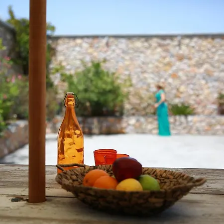 Odysseyshouse Means Your Comfortable And Unforgettable Holiday Accomodation Villa Fira (Santorini)
